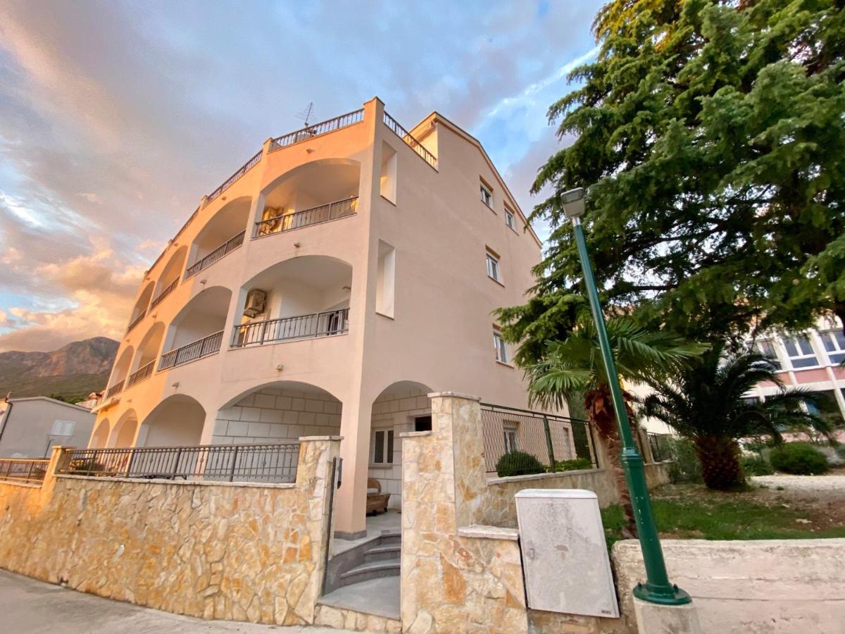 Apartments Grozdana Gradac  Eksteriør bilde