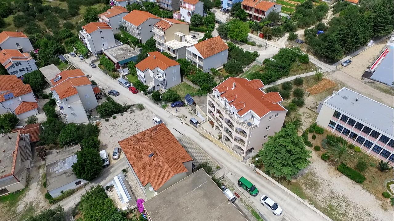 Apartments Grozdana Gradac  Eksteriør bilde